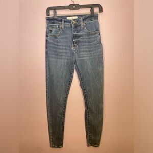 KanCan Women’s Jeans Size 7